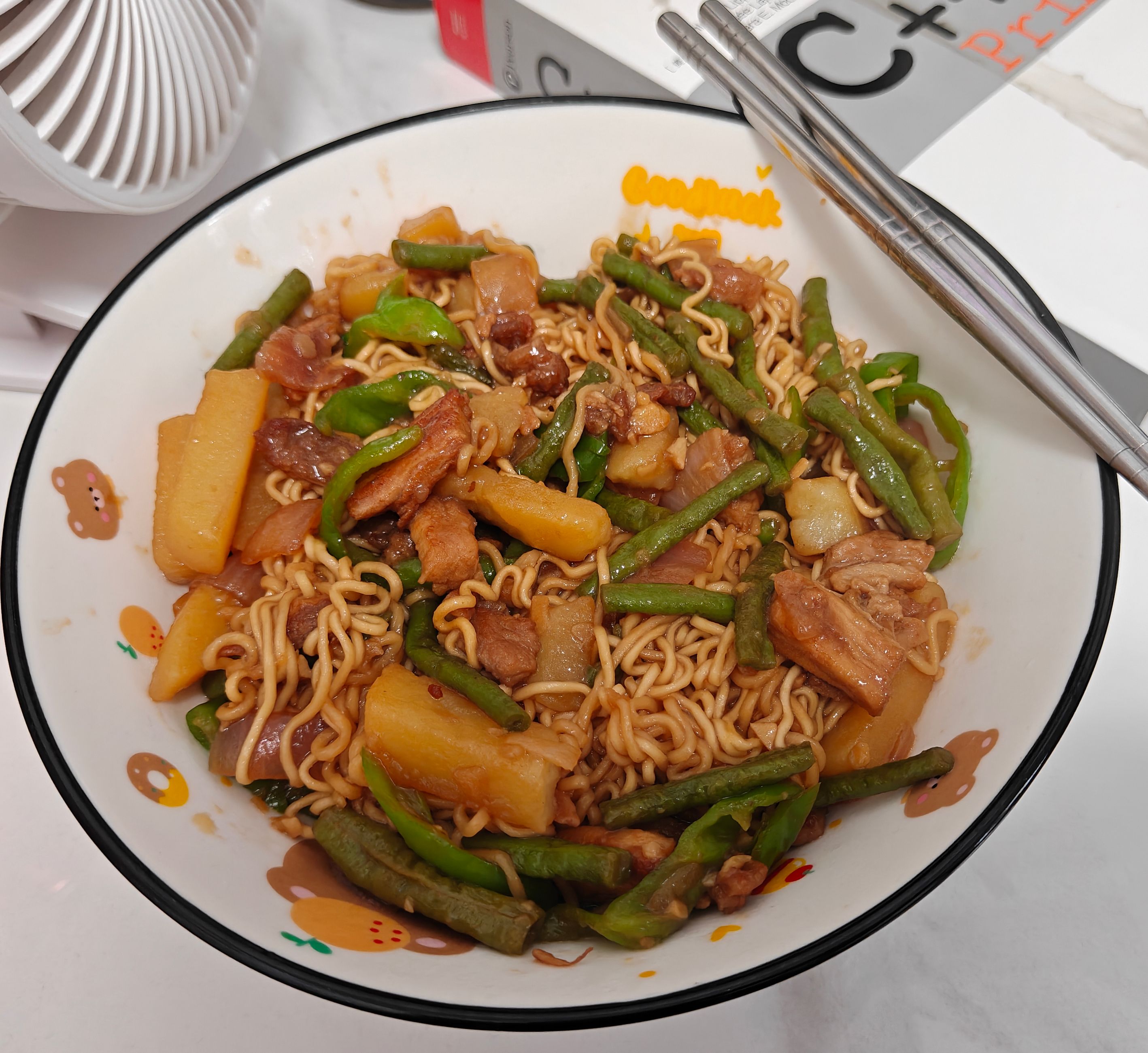 土豆豆角焖鸡蛋面